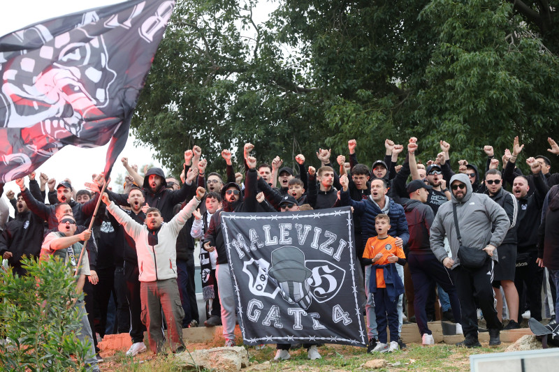 ΟΦΗ: Η αποθέωση στο «Βαρδινογιάννειο» ενόψει τελικού!