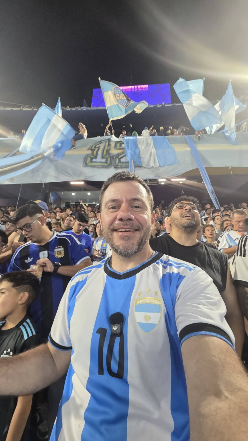 Το πιο ποδοσφαιρικό ταξίδι του Ευτύχη Μπλέτσα! Είδε Μέσι στο "Μπομπονέρα"