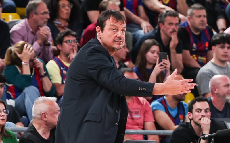 Διαφωνία Μαρτίνεθ με Αταμάν για τους Λέικερς - Συμφωνία για τα πλέι οφ