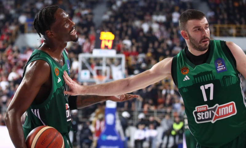 Χέιζ-Ντέιβις και Ρογκαβόπουλος 