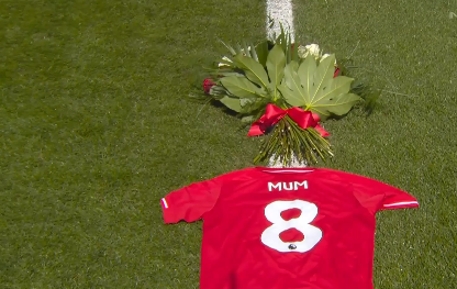 Το αντίο του Άντερσον στη μητέρα του με ανθοδέσμη (ΒΙΝΤΕΟ)