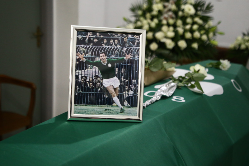 Κηδεύτηκε με σημαία του Παναθηναϊκού ο Γονιός (ΦΩΤΟ)