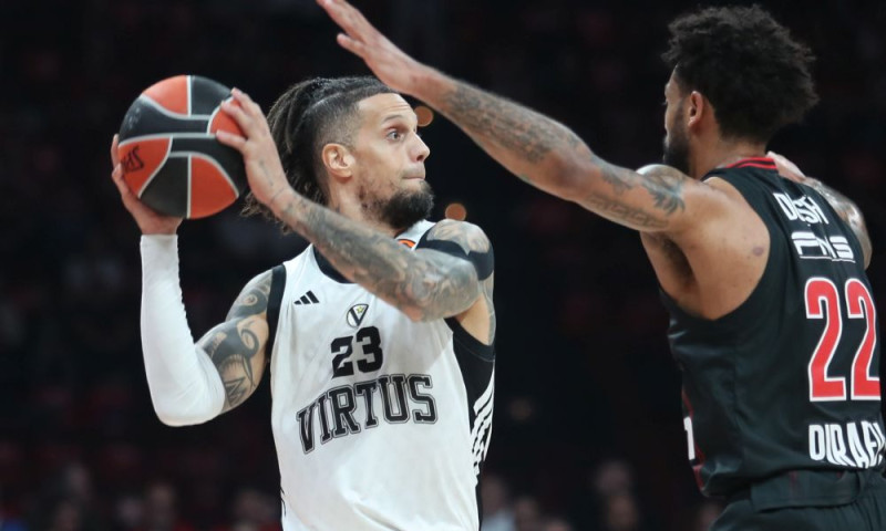 Ο Ντάνιελ Χάκετ 