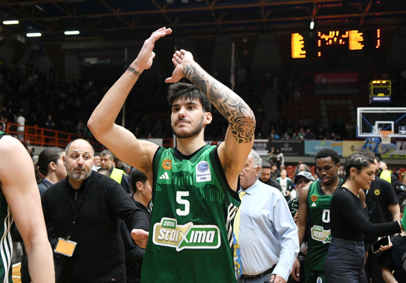 Παράπονα του Παναθηναϊκού: «Αποδυτήρια σαν αποθήκη – Δεν χωρούσαν» (Vid)