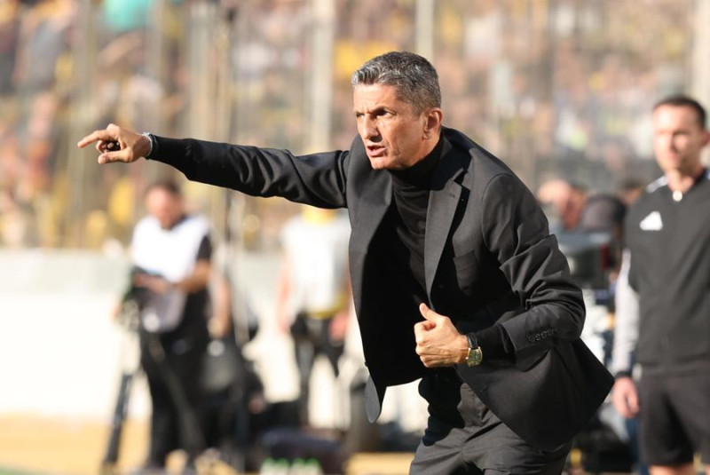 Αποθέωσε την ΑΕΚ ο Λουτσέσκου - Πώς εξήγησε το… Βατερλό του ΠΑΟΚ 