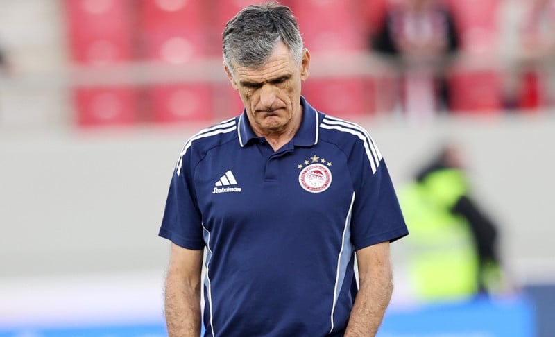 Ο Μεντιλίμπαρ έχει αρκετές σκέψεις στο κεφάλι του (BINTEO)