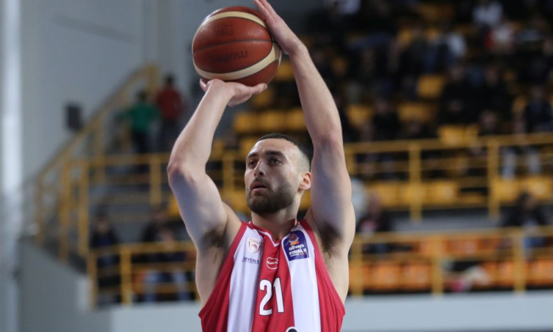 O Nετζήπογλου 