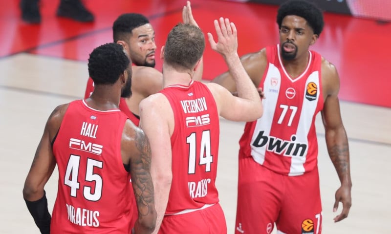 «Πώς εγκλώβισε τη Βαλένθια ο Αταμάν, θέλει προσοχή - Σκούπα ο Ολυμπιακός»!