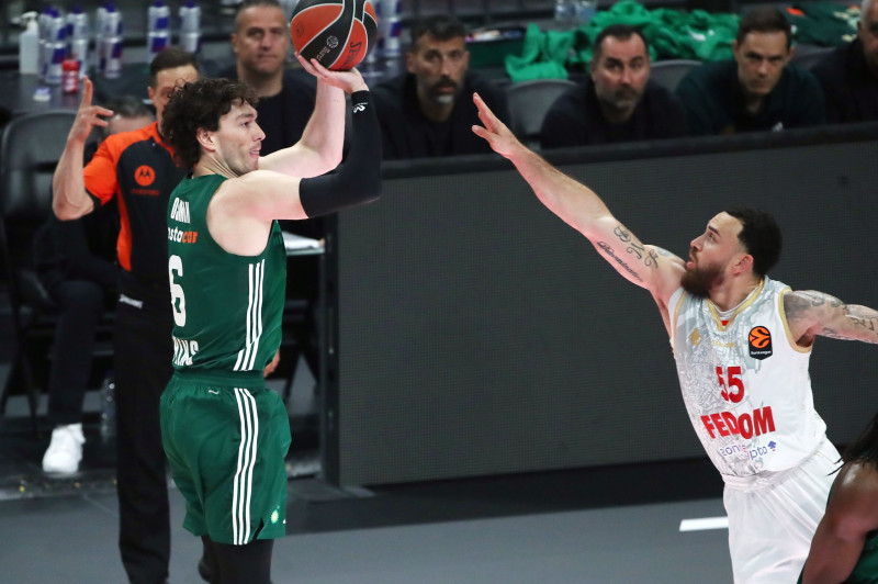 Το πρώτο βήμα για το… F4: Ο μαγικός Σορτς έστειλε τον ΠΑΟ στη Βαλένθια (VD)