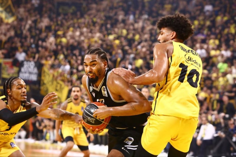 Πρόβλημα για ΠΑΟΚ λόγω πανό - Κλήση από ΔΕΑΒ