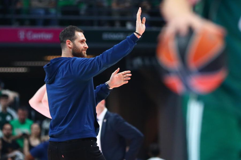 Αποθέωσε τον Παπαγιάννη ο κόσμος του ΠΑΟ