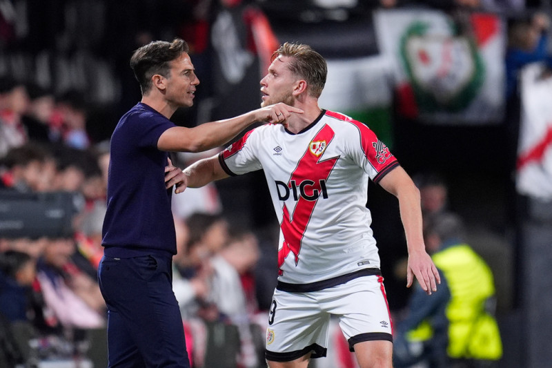 Καμπανάκι από Ράγιο για ΑΕΚ: "Ισορροπημένη ομάδα"