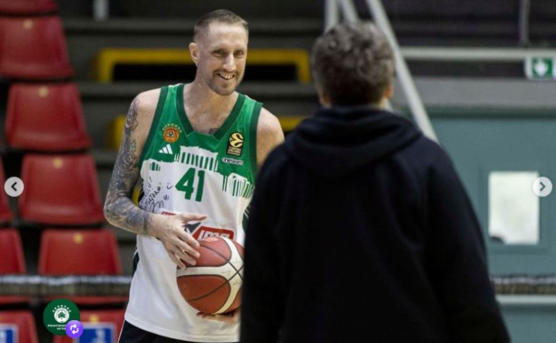 Με φανέλα του Παναθηναϊκού προπονήθηκε ο Πολονάρα - Ποιός του την έδωσε!