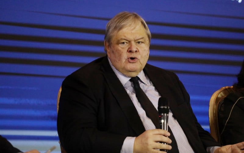 Ούτε Μητσοτάκης ούτε Δένδιας - Πρωθυπουργό από το ΠΑΣΟΚ θέλει ο Σαμαράς!