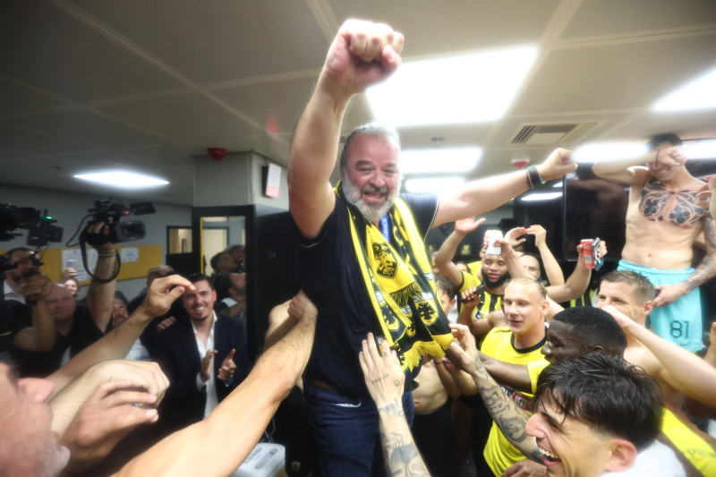 Απίθανα στιγμιότυπα με Ηλιόπουλο και Νίκολιτς - Συγκινητικές φωτό
