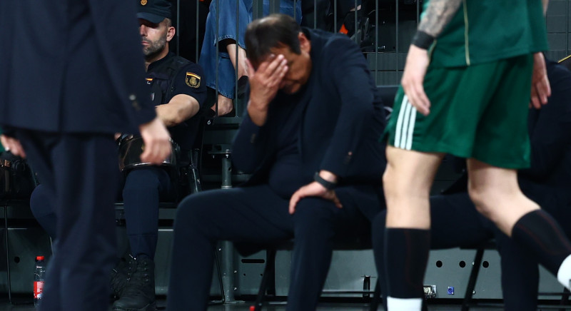 Ουρμπόνας: «Έχασε τα αποδυτήρια ο Αταμάν - Δεν θα έπρεπε να μείνει» (Vid)