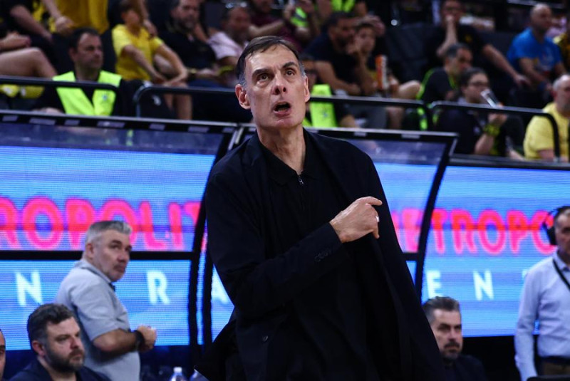 Μπαρτζώκας:  "Δύσκολη σειρά με τρομερό αντίπαλο" - Ατάκα για Γουόρντ