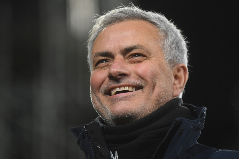 Ο Special One γράφει ιστορία στο Conference League