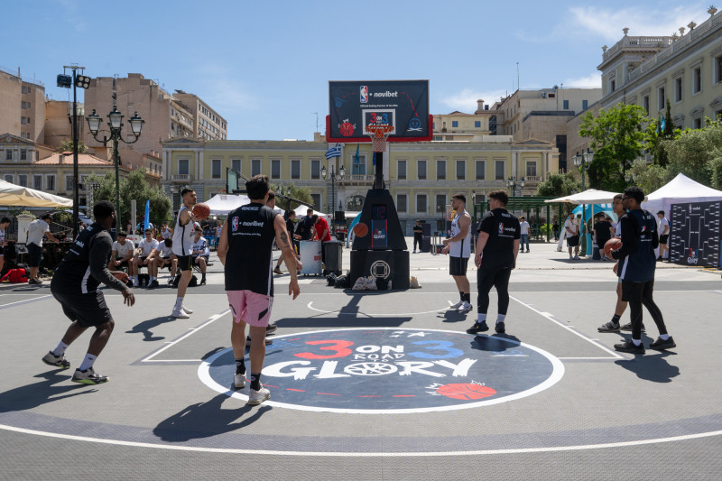 Η καρδιά του NBA χτύπησε στην Αθήνα με το “3on3 Road to Glory” της Novibet