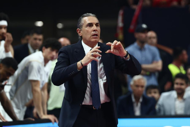 Σκαριόλο: "Τεράστια ομάδα ο Ολυμπιακός, θα επιστρέψουμε"