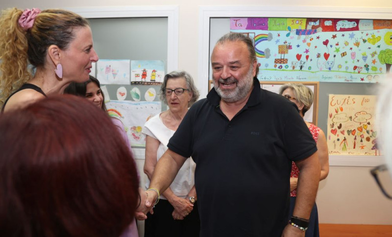 O Hλιόπουλος