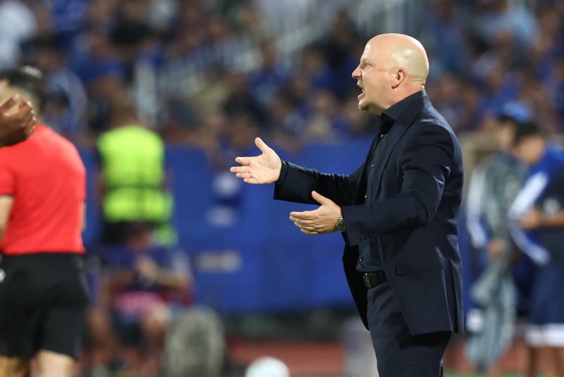 Δεν το συζητά καν ο Νίκολιτς: "Δεν επιτρέπεται να μιλάμε για το πρωτάθλημα"