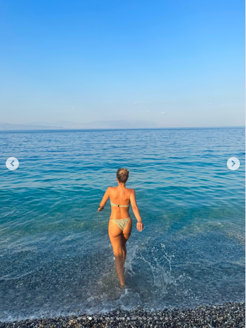 Άφωνοι με εντυπωσιακή ηθοποιό του ΑΝΤ1 - Δείτε τη με μαγιό! (ΦΩΤΟ)