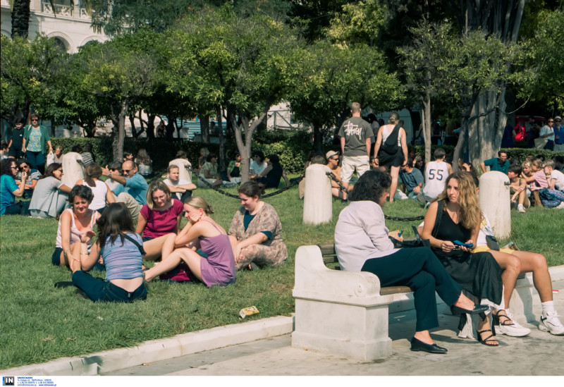 Τα 15 δευτερόλεπτα που άλλαξαν την Αθήνα για πάντα - Σπάνιες φωτογραφίες!