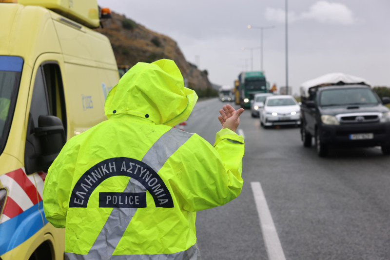 Σε έγραψαν αμέσως! Η ερώτηση που δεν απαντάτε ΠΟΤΕ σε μπλόκο της τροχαίας