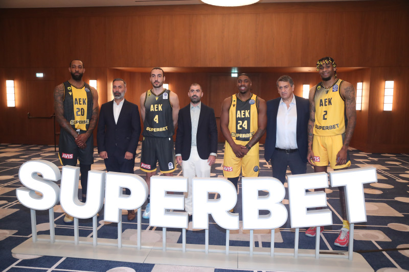 Νέα εποχή για ΑΕΚ! Συμφωνία με Superbet και τέσσερις εμφανίσεις