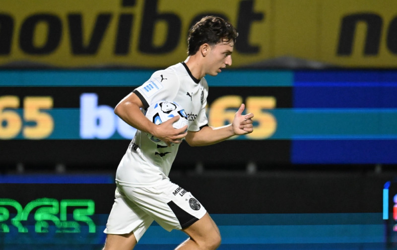 Κίνηση ΑΕΚ για Έλληνα της Super League, την πρόλαβε ο Ολυμπιακός με 5 εκατ.