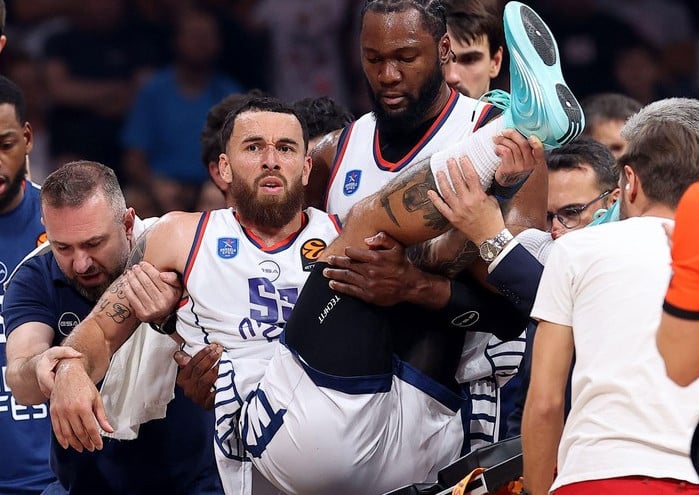 Οι απαντήσεις Μπαρτζώκα για τη Sunel Arena και η ατάκα για Τζέιμς